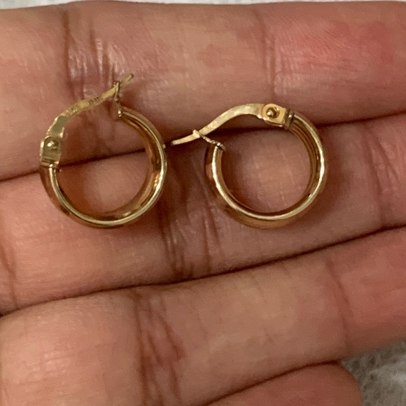 10kt Gold Small Hoops/Huggies - Picture 3 of 9